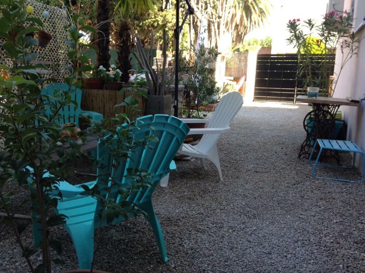 Off Arles Bed and Breakfast Exterior foto